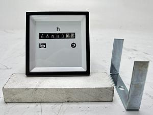 R572 AC Hour Counter