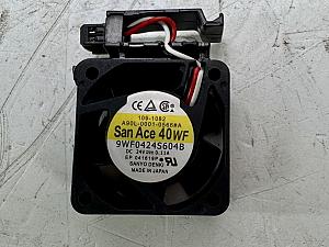 A90L-0001-0566#A 9WF0424S604B 24V 0.11A with bracket Fanuc system cooling NEW