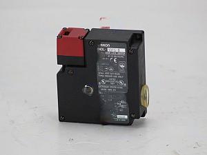 D4DL-1DFG-B - Small door lock switch 6 Amp 115 volt
