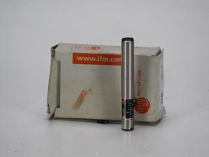 OF5027 - IFM electronic diffuse photoelectric sensor, barrel sensor, 1 mm → 400 mm detection r