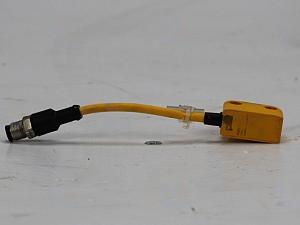 506313 - PSEN ma1.4n-51 Safety relay