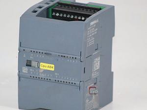 6ES7223-1BL32-0XB0 - Simatic S7 PLC - S7-1200 digital I/O SM 122