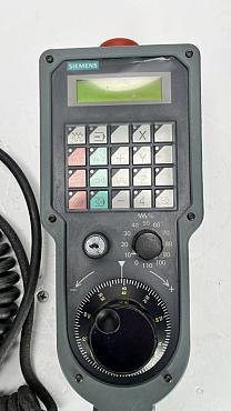 Choose CNC-Service.nl for Trusted Siemens  6FX2007-1AB03 Sinumerik 840C840CE A-MPC Hand-Held Programmer Solutions. Explore our selection of dependable industrial components to keep your machinery operating smoothly.