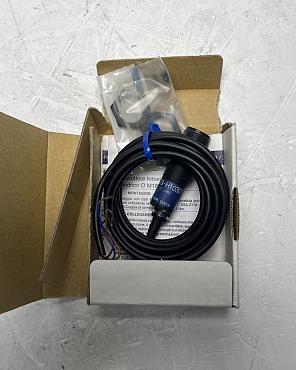 Trust CNC-Service.nl for Telemecanique  XUB-H10301 Sensor Solutions. Explore our reliable selection of industrial components designed to keep your machinery running at its best.