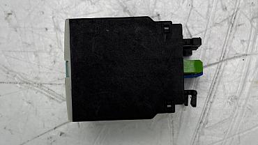 Choose CNC-Service.nl for Trusted Siemens  3RH1921-1FA22 Switch Block Solutions. Explore our selection of dependable industrial components to keep your machinery operating smoothly.