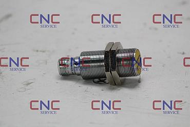 Explore Reliable Turck  Solutions at CNC-Service.nl. Discover a wide array of industrial components, including Bi8U-M18-AP6X-H1141 - Inductive proximity sensor, to optimize your operational efficiency.