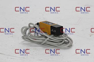 Choose CNC-Service.nl for Trusted Omron  E3S-VS5B42R - Photoelectric sensor Solutions. Explore our selection of dependable industrial components to keep your machinery operating smoothly.
