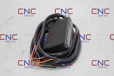Find Quality Omron  E3X-DAC51-S - Color sensing digital fiber sensor  Products at CNC-Service.nl. Explore our diverse catalog of industrial solutions designed to enhance your processes and deliver reliable results.