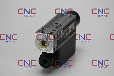 Find Quality Herion  0821050 - Electro-mechanical hydraulic pressure switch 10-160 bar  Products at CNC-Service.nl. Explore our diverse catalog of industrial solutions designed to enhance your processes and deliver reliable results.