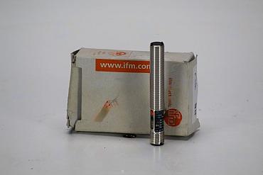 Trust CNC-Service.nl for Ifm Electronics  OF5027 - IFM electronic diffuse photoelectric sensor, barrel sensor, 1 mm → 400 mm detection r Solutions. Explore our reliable selection of industrial components designed to keep your machinery running at its best.