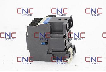 Find Quality Telemecanique  LC1D0901P7 - Contactor Products at CNC-Service.nl. Explore our diverse catalog of industrial solutions designed to enhance your processes and deliver reliable results.