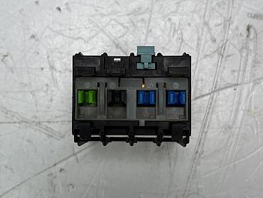 Find Quality Siemens  3RH1921-1FA22 Switch Block Products at CNC-Service.nl. Explore our diverse catalog of industrial solutions designed to enhance your processes and deliver reliable results.