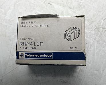  Explore Reliable Industrial Solutions at CNC-Service.nl. Discover a variety of high-quality Telemecanique  products, including RHN411F 16284 Plug-In Relay 110V 50Hz, designed to optimize your manufacturing processes.