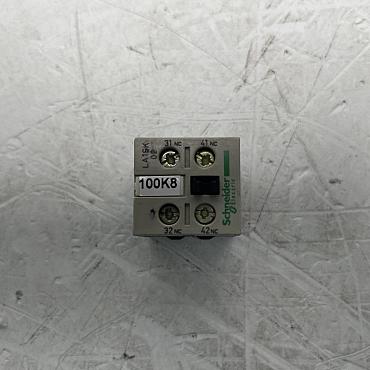 Choose CNC-Service.nl for Trusted Schneider Electric  LA1SK02 Auxiliary Switch Block Solutions. Explore our selection of dependable industrial components to keep your machinery operating smoothly.